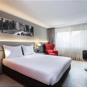 https://dorint-airport-hotel-amsterdam.amsterdamhotelsnl.com